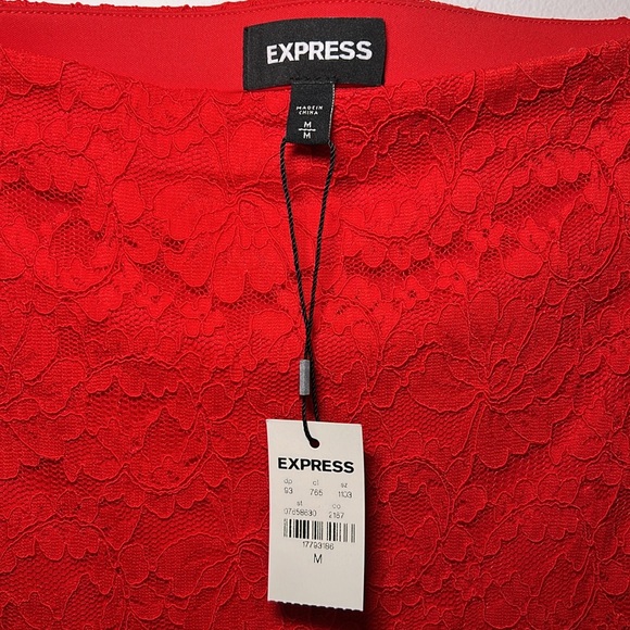 NWT Express Stretch Red Lace Skirt Mini Size Medium - Picture 4 of 9